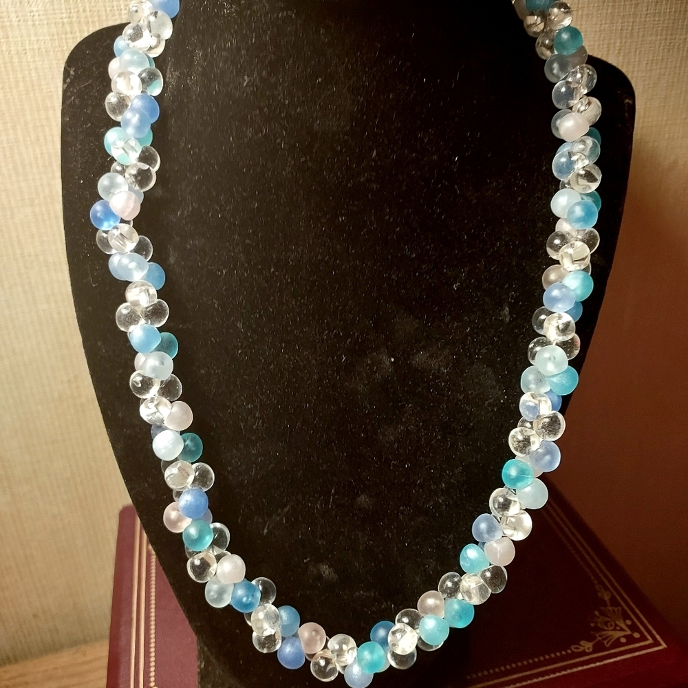 Vintage Bubble necklace.